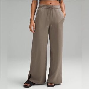 Lululemon French Terry High Rise Pant in Nomad